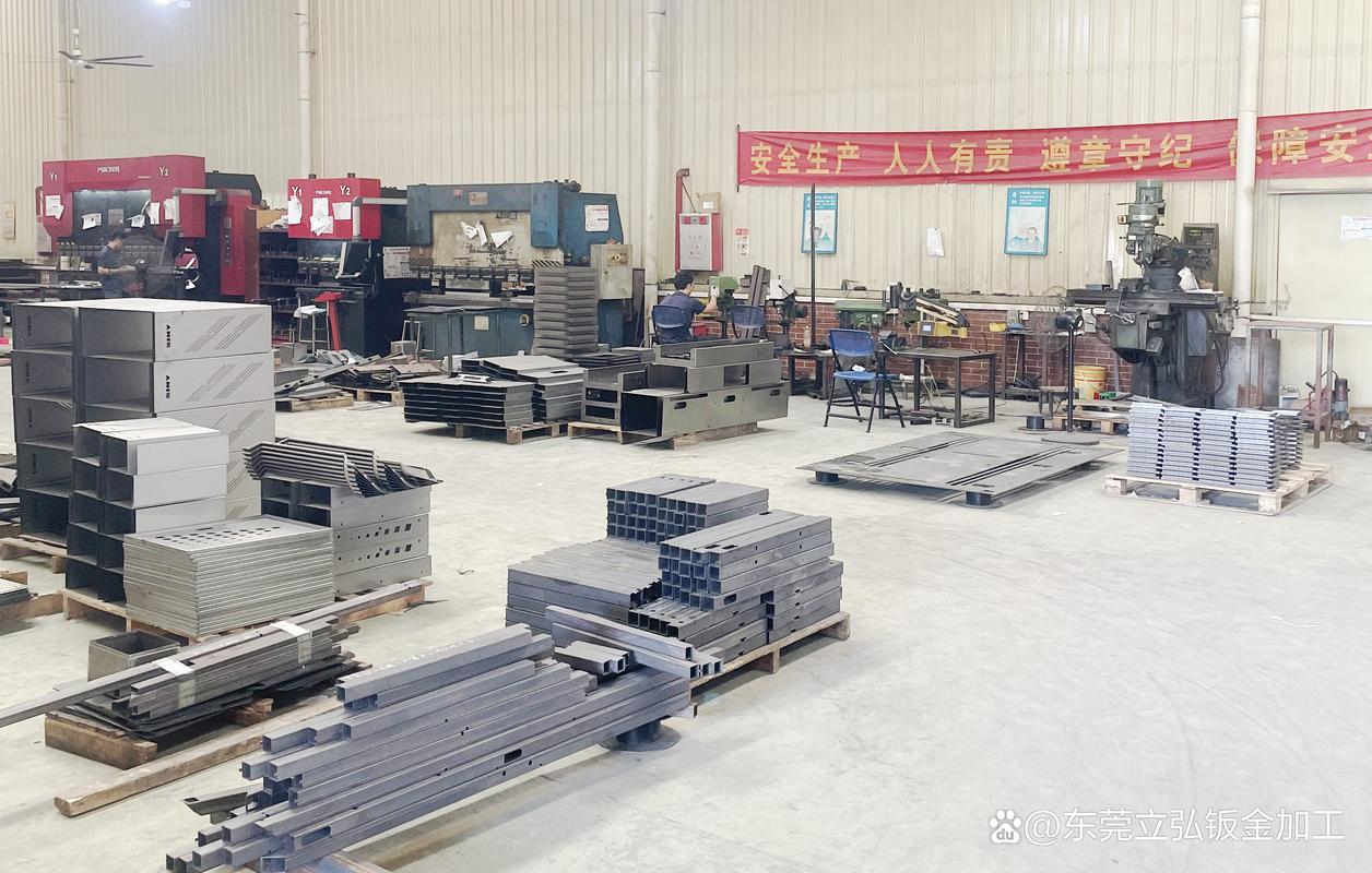 立弘钣金全工序质检,严控产品品质,杜绝尺寸偏差
